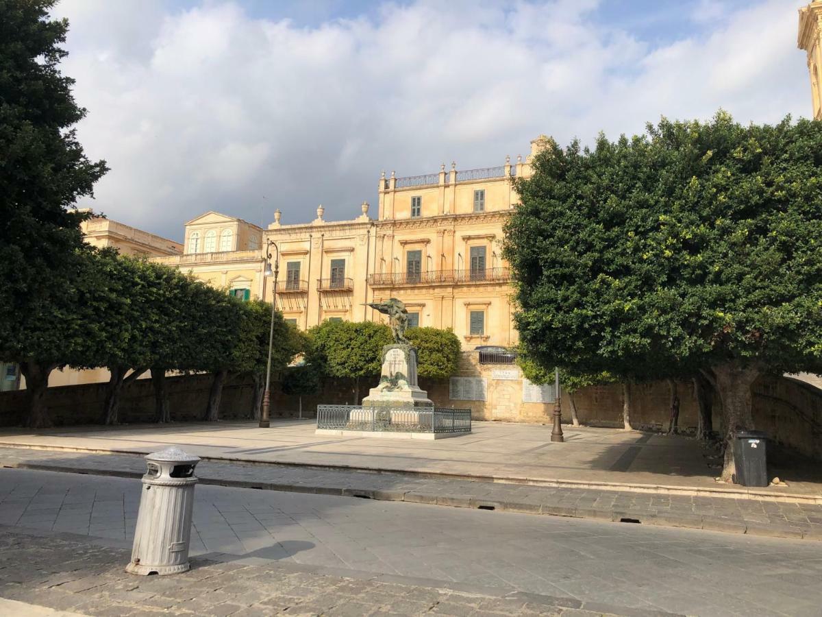 La Casa Del Barocco Hotell Noto Eksteriør bilde