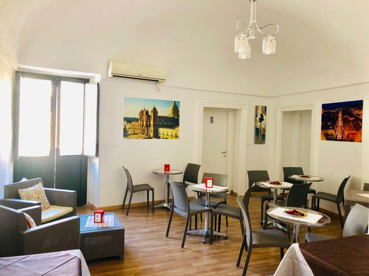 La Casa Del Barocco Hotell Noto Eksteriør bilde