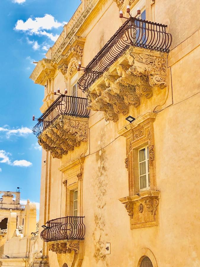 La Casa Del Barocco Hotell Noto Eksteriør bilde
